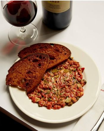 Το Ex Machina υποδέχεται το Bistro Freddie του Λονδίνου