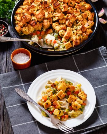 Γέμιση γαλοπούλας με ψωμί