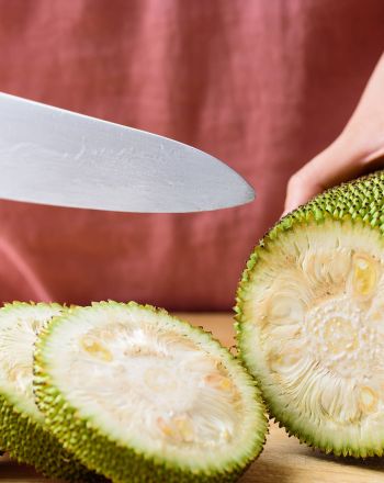 Jackfruit: Τι είναι, τι ευεργετικές ιδιότητες έχει και πώς αντικαθιστά το κρέας 