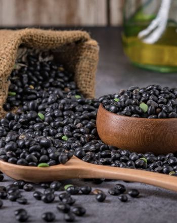 Μαύρα φασόλια για λαμπερό δέρμα και δυνατά μαλλιά 