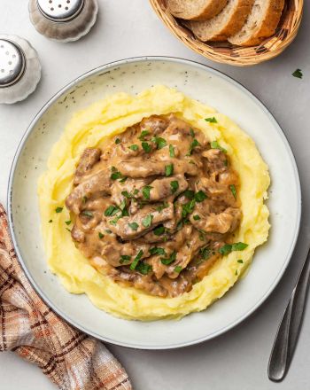 Μοσχαράκι Στρογγανόφ