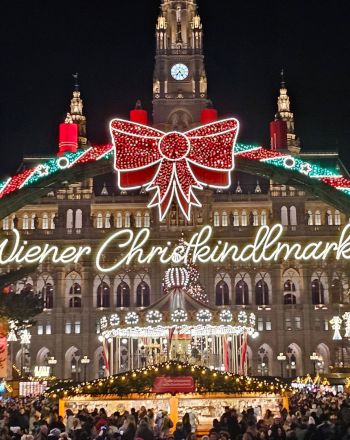 Βιέννη: Τι να δεις, πού να φας και τι να κάνεις τα Χριστούγεννα 