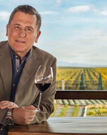 Συνέντευξη από τον Άγγελο Ιατρίδη 