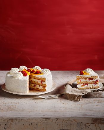 Τούρτα με ΓΙΩΤΗΣ Crème και φρούτα του δάσους