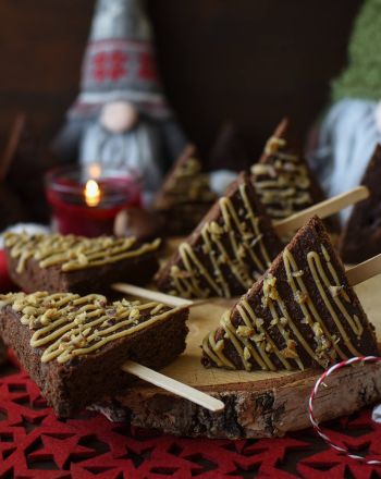 Brownies σε σχήμα χριστουγεννιάτικου δέντρου