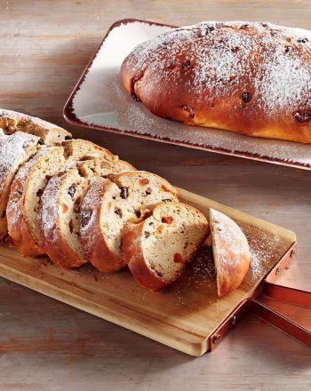 Χριστουγεννιάτικο γλυκό ψωμί