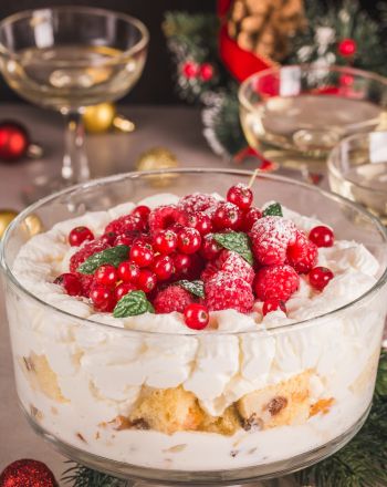 Χριστουγεννιάτικο trifle με πανετόνε