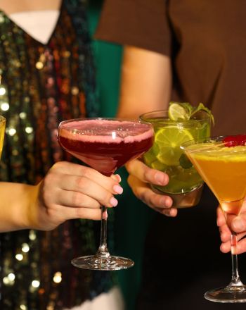 Όσα αξίζει να γνωρίζεις για τα ζεστά κοκτέιλ