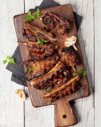 Μοσχαρίσια παϊδάκια 