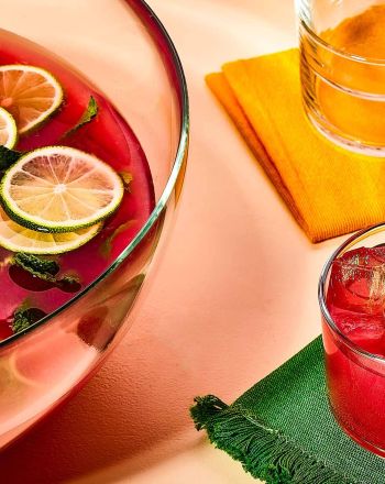 Παντς με ρούμι, γκουάβα και καρύδα για μια γεύση Πουέρτο Ρίκο στο ποτήρι σου