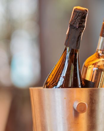 Κι όμως το κρασί που σερβίρει ένα εστιατόριο κατέχει σημαντικό ρόλο