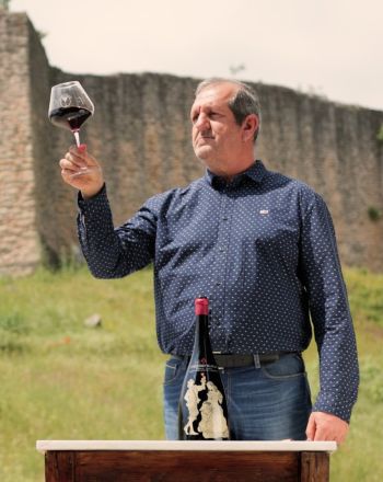 Συνέντευξη με τον Γιώργο Καραμήτρο του Μαύρου Μεσενικόλα 