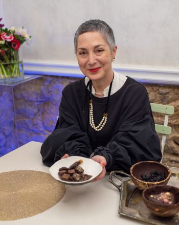 Mίνα Αποστολίδη: Η ελληνίδα σοκολατοποιός που κατέκτησε τις Βρυξέλλες