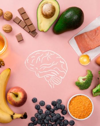 Πώς η διατροφή διαμορφώνει την υγεία του εγκεφάλου 