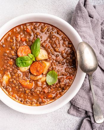 Φακές σούπα με τσορίθο 