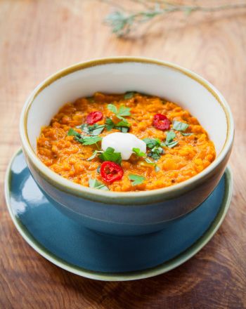 Ινδικό νταλ με κόκκινες φακές