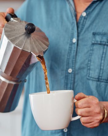 Η καφεΐνη βοηθά στην απώλεια μνήμης που δημιουργεί η έλλειψη ύπνου, λέει νέα μελέτη 