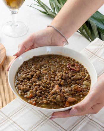 Οι φακές έτσι και αλλιώς: Από κλασική σούπα, μέχρι μπέργκερ και εξωτικό κάρι