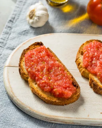 Pan con tomate 