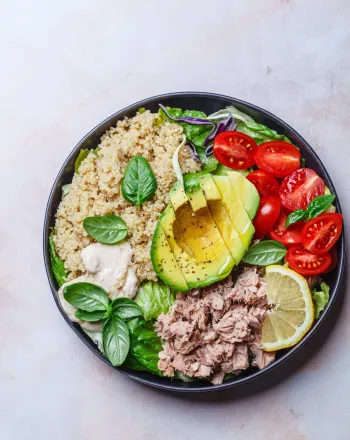 Tuna salad bowl