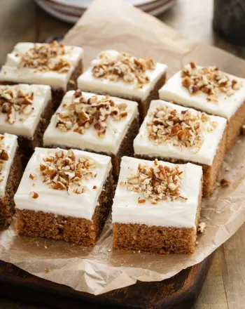 Κλασικό κέικ καρότου (carrot cake)