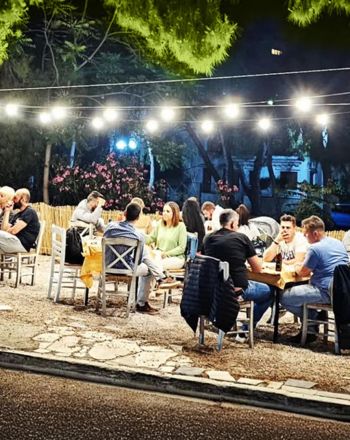 Για φαγητό στο Μιτάτο στην Ηλιούπολη