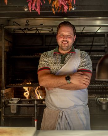 Γιάννης Μπασταλής: Ο άνθρωπος πίσω από το Beastalis και τις ιδιαίτερες κοπές