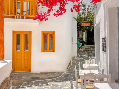 Κύθνος: 92 παραλίες, αυθεντικές γεύσεις και Κυκλάδες όπως παλιά