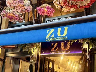 ZU Champagneria: To νέο all day στέκι στην πλατεία Αγίας Ειρήνης 