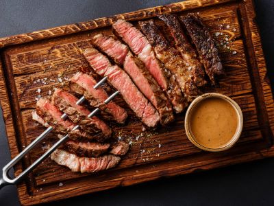 Premium κοπές: Τι είναι τα rib eye, t-bone, tomahawk