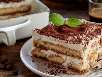 Τιραμισού: Η ιστορία του ιταλικού γλυκού που κατέκτησε τον κόσμο