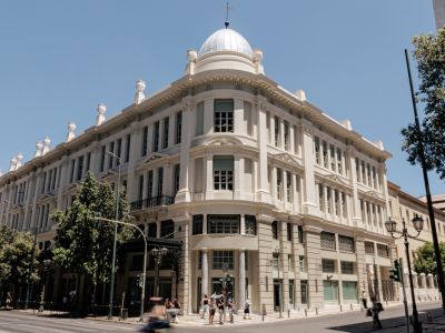 Στοά Αρσακείου: Άνοιξαν τα πρώτα καταστήματα - Τι θα βρεις στο νέο food hall της Αθήνας