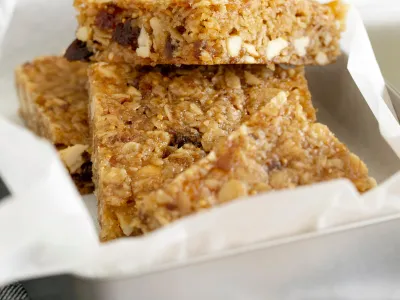 Flapjacks βρώμης με αποξηραμένα φρούτα