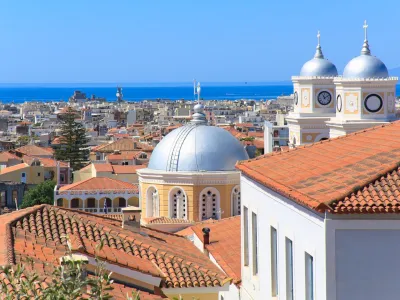 Καλαμάτα: Τι να δεις, πού να φας και γιατί αξίζει ένα ταξίδι στην πόλη