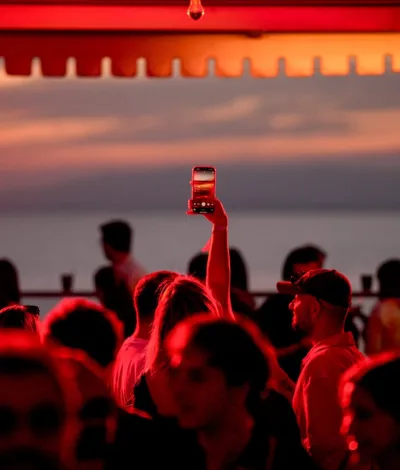 Rooftop Festival: Η Αθήνα ανεβαίνει στις ταράτσες στις 20 Σεπτεμβρίου