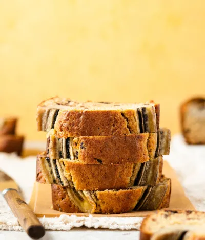 Banana bread με κανέλα, πορτοκάλι και φιστίκι Αιγίνης