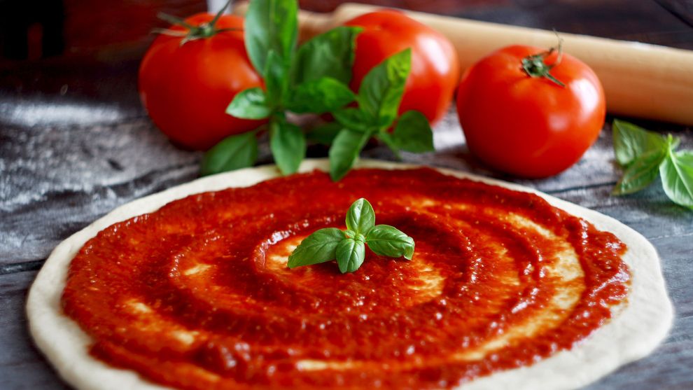 Παχύρρευστη κόκκινη σάλτσα