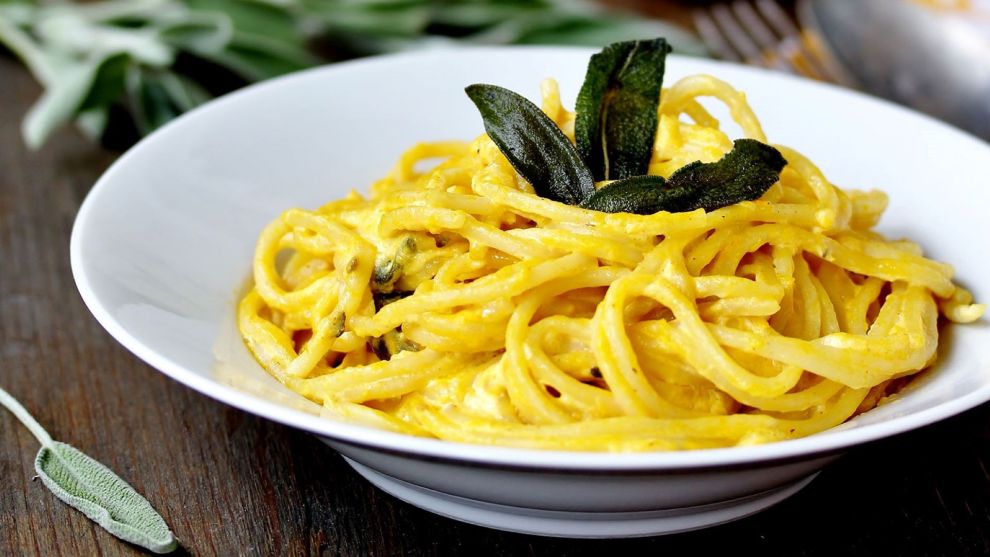 Σπαγγέτι με σάλτσα κολοκύθας