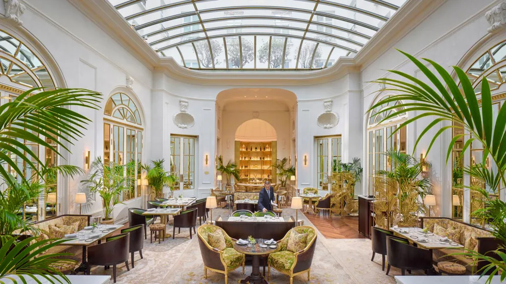 Το εστιατόριο Palm Court του Mandarin Oriental Ritz στη Μαδρίτη
