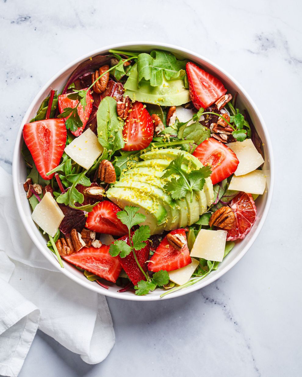 Σαλάτα με φράουλες 