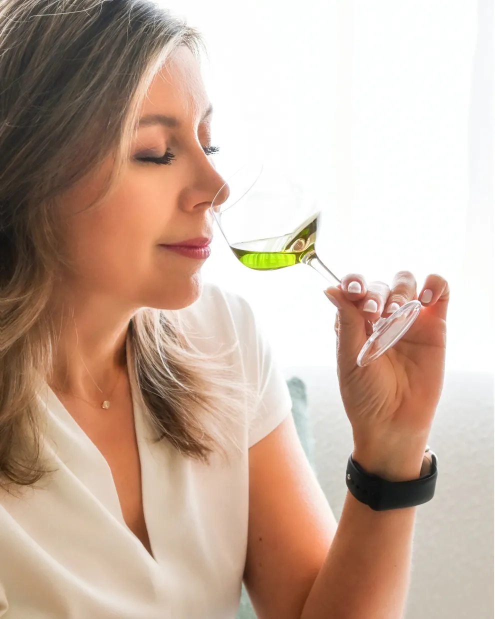 Tasting olive oil