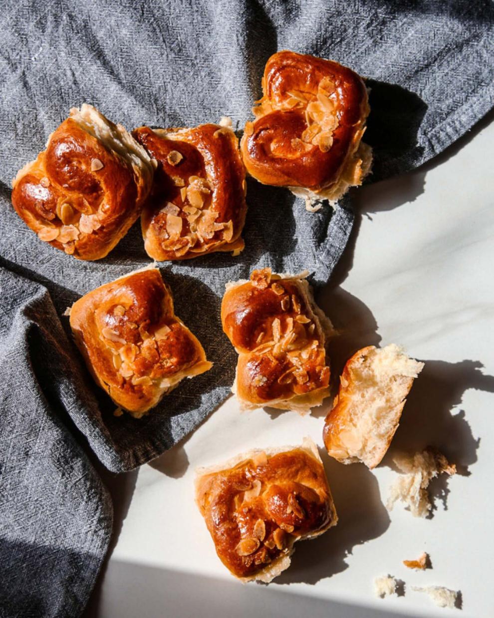 Τα Γιούλια τσουρέκι