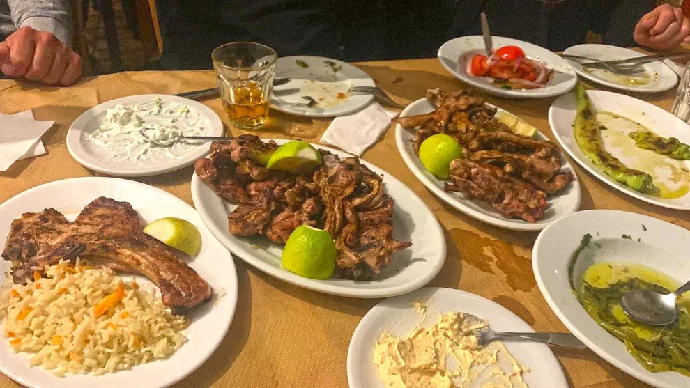 Τσομπανάκος, παϊδάκια