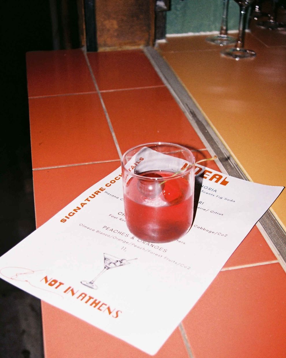 Bar ideal