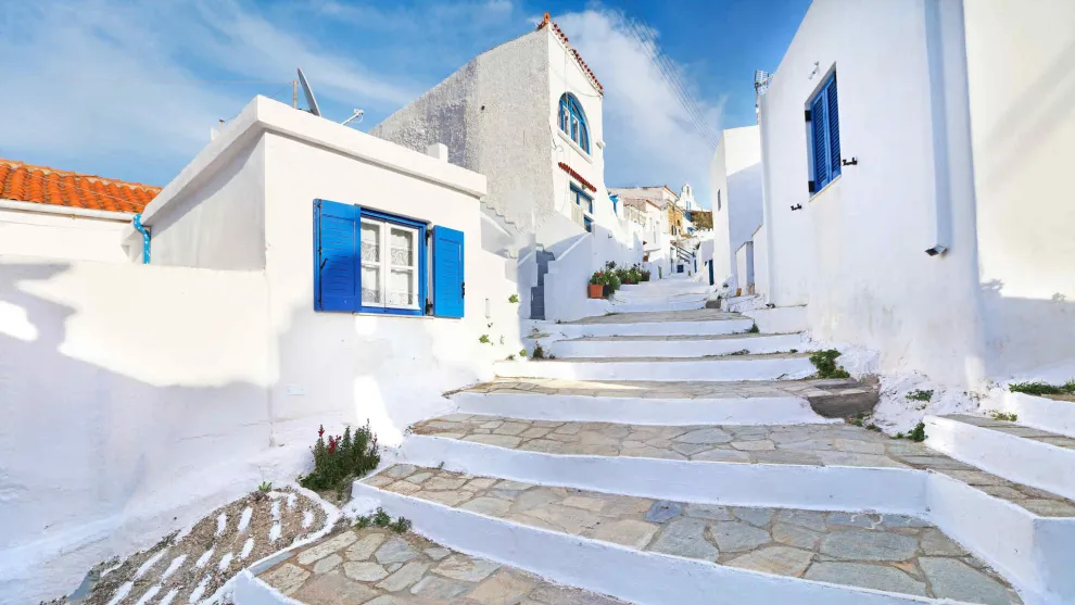 Kythnos: unique flavours and experiences on the most untouched cycladic island