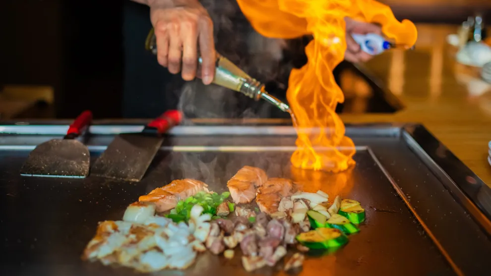 Aυθεντική γαστρονομική εμπειρία ή food show