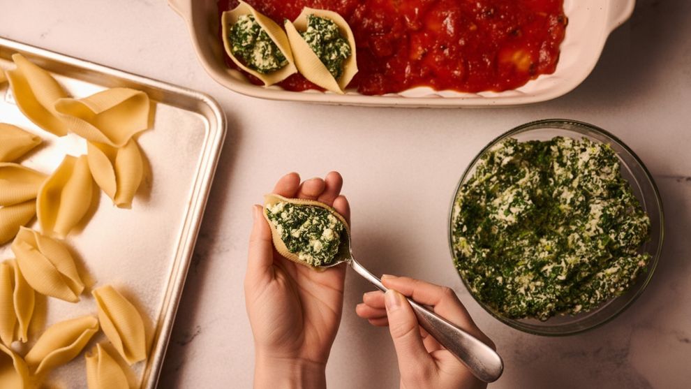 Κοχύλες γεμιστές με σπανάκι