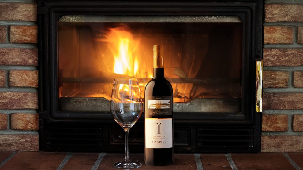 Κρασιά στο τζάκι