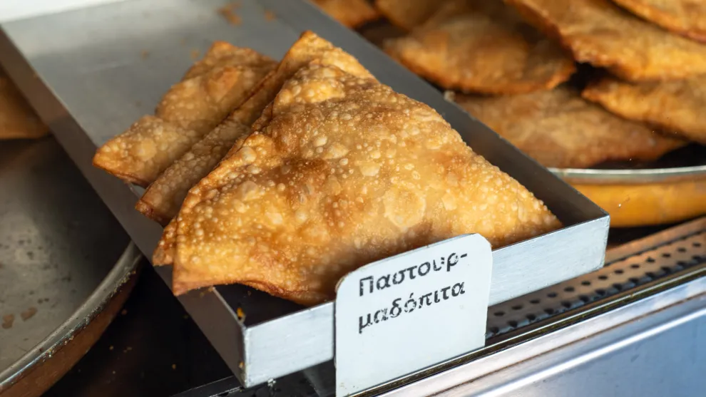 Παστουρμαδόπιτα Γουναρίδη