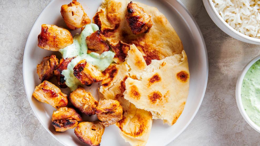 Σουβλάκια κοτόπουλου με ινδικά μπαχαρικά 